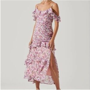 Astr The Label Daisy Dell Ruched Floral Ruffle Midi Dress in Pink Purple Small